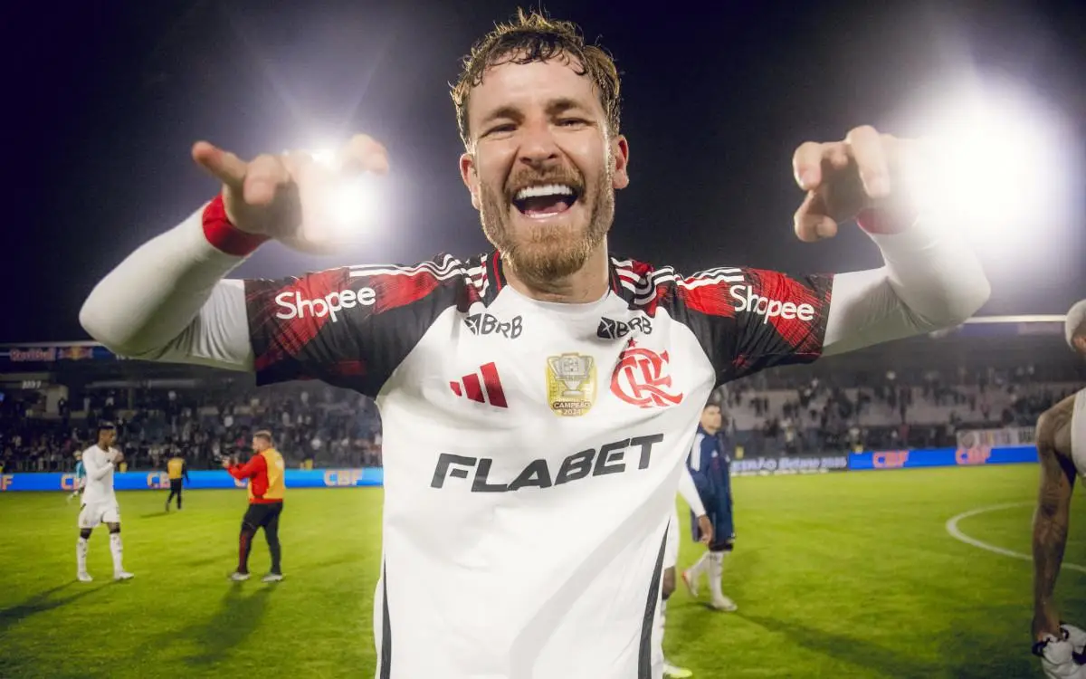 Léo Pereira vive bom momento no Flamengo