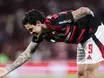 Pedro brilha pelo Flamengo e disputa a artilharia após superar lesão
