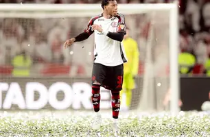 Plata em Inter x Flamengo (Foto: Adriano Fontes/Flamengo)