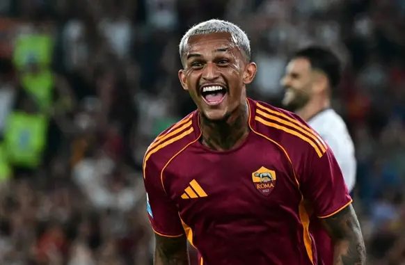 Wesley marcou primeiro gol pela Roma (Foto: Tiziana Fabi/AFP)