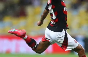 Allan em ação pelo Flamengo (Foto: Gilvan de Souza/Flamengo)