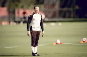 Bruno Pivetti em ação durante treino do Flamengo, no Ninho do Urubu (Foto: Adriano Fontes / Flamengo)