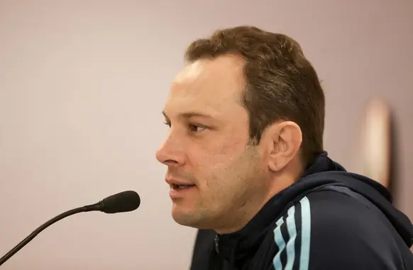 Bruno Pivetti foi quem comandou o Flamengo diante da Portuguesa, em Volta Redonda (Foto: Gilvan de Souza / Flamengo)