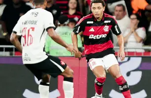 Daniel Sales em partida contra o Vasco (Foto: Gilvan de Souza/Flamengo)
