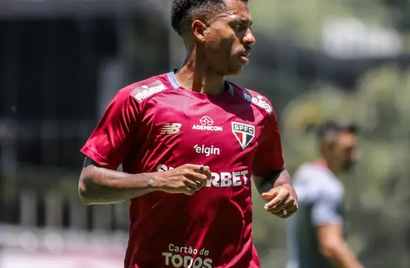 Flamengo demonstra interesse na contratação de Marcos Antônio, do São Paulo. (Foto: Erico Leonan/saopaulofc)