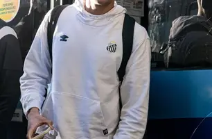 Gabriel Brazão, do Santos, é um dos alvos do Flamengo para 2026. (Foto: Divulgação/Santos)