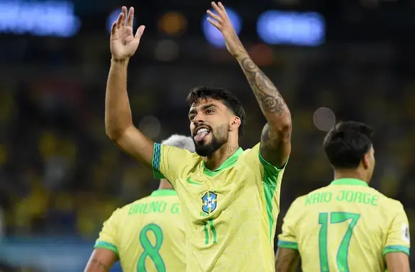 Gol de Lucas Paquetá em Brasil x Chile (Foto: Reprodução /  André Durão)