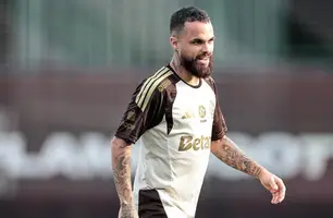 Michael em treino do Flamengo (Foto: Gilvan de Souza/Flamengo)