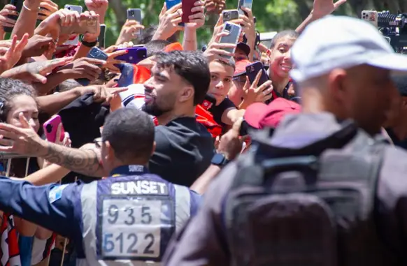 Paquetá voltou ao Flamengo depois de sete anos na Europa. (Foto: Érica Martin / Agência O Dia)