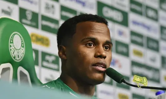 Jhon Árias escolhe Palmeiras e explica decisão