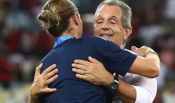 Reunião tensa marca presença de Bap no Ninho do Urubu