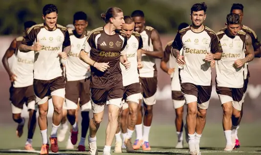 Após pressão interna, jogadores do Flamengo fazem pacto por reação