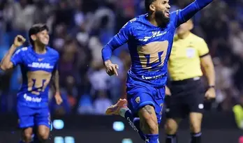 Juninho brilha no Pumas com gol decisivo no México