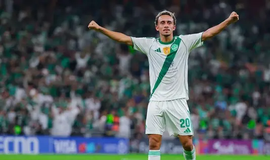 Ex-Flamengo, Matheus Gonçalves vê espaço diminuir no Al Ahli