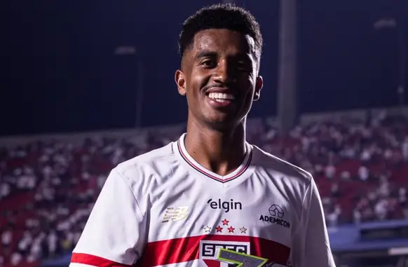 São Paulo busca renovar contrato de Marcos Antônio para afastar Flamengo (Foto: Reprodução/Instagram/@marcosantonio)