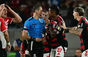 Flamengo defende jogadores e critica julgamentos sem provas em nota oficial (Foto: Pablo Porciuncula/AFP)